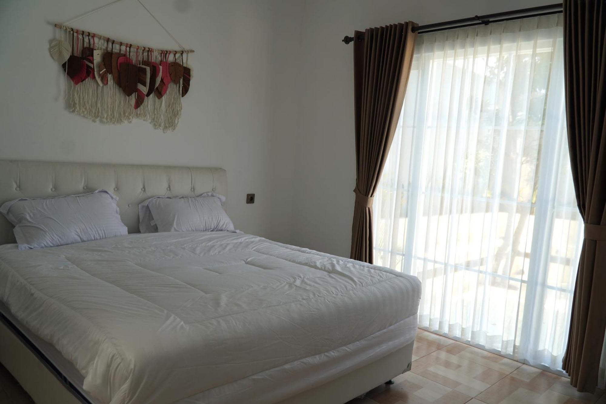 סיאנג'ור Arlita Guesthouse מראה חיצוני תמונה